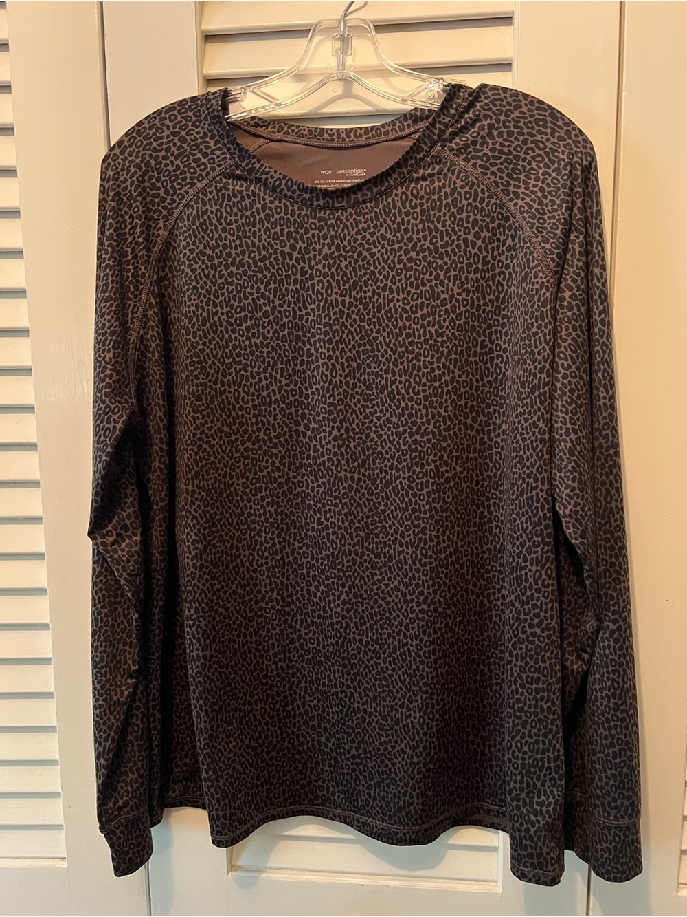 Cuddl Duds Long-Sleeve Leopard Print Top in Charcoal and Black